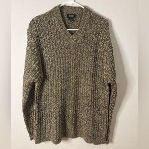 Vintage G.H. Bass & Co. Men's V-Neck Knit Sweater